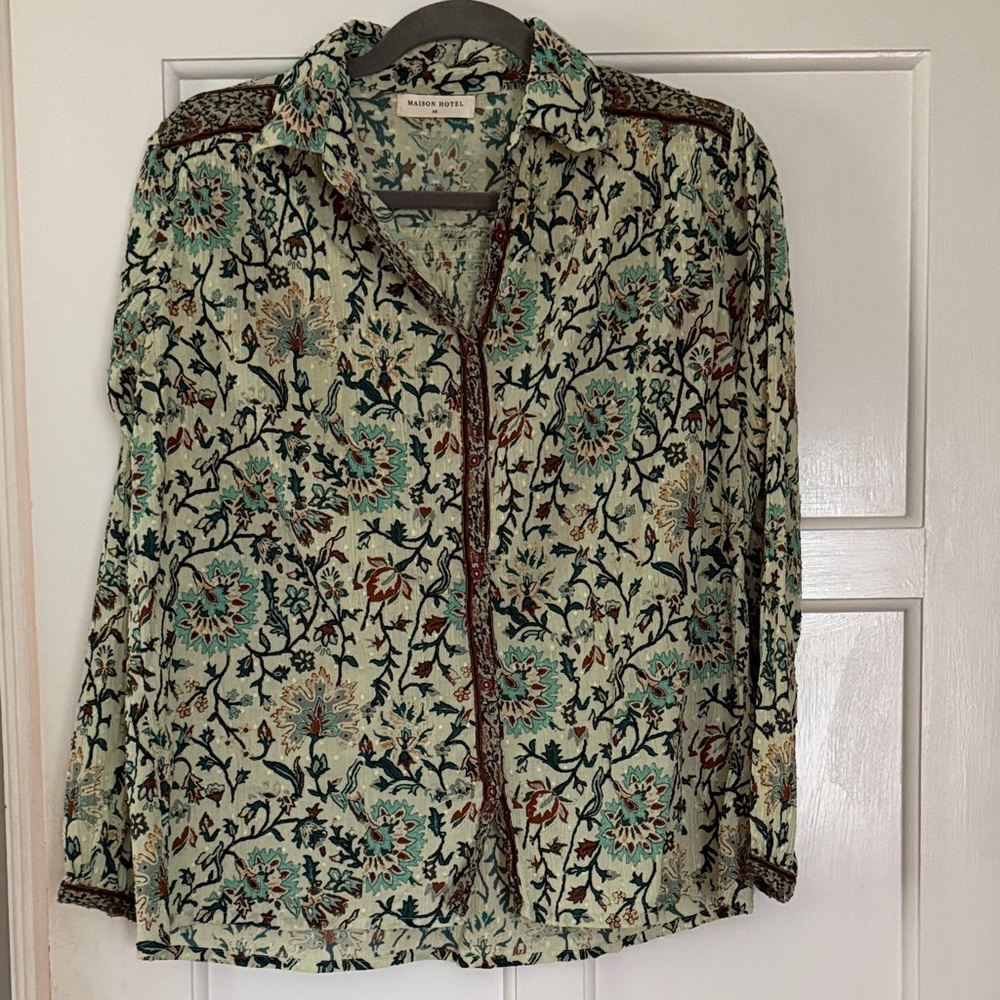 Boho Floral Button-Down Shirt from Maison Hotel size XS